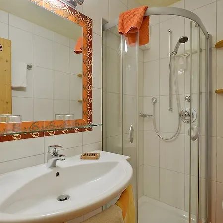 松比希尔膳食公寓酒店 3*