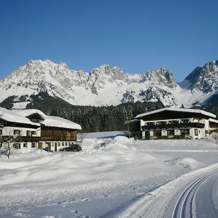 بيت ضيافة Sunnbichl